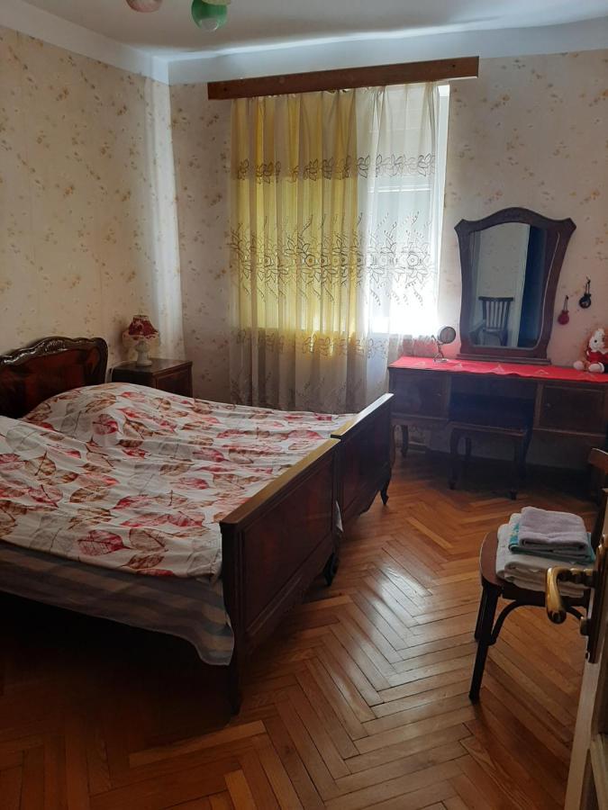 Hotel In Chiat'ura Kültér fotó